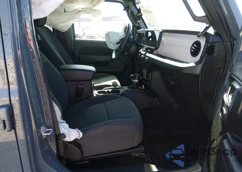 2024 Jeep Gladiator Nighthawk z USA, uszkodzony, nr VIN 1C6HJTAG7RL132916